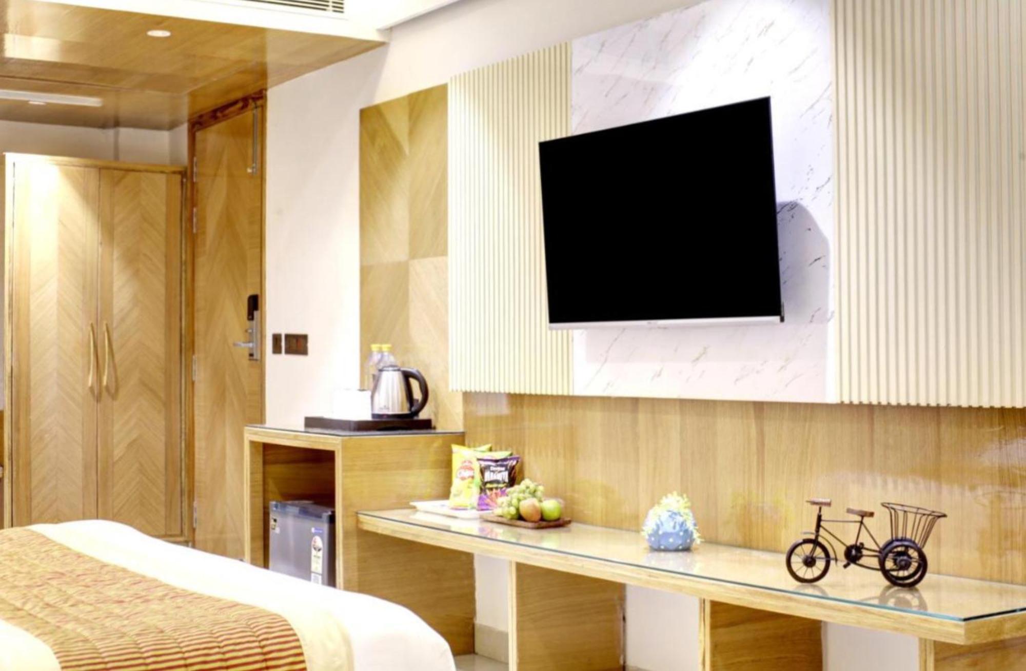 Hotel Platinum With Free Pickup-Delhi Airport New Delhi Ngoại thất bức ảnh